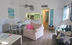 Sunny Miramar Villa Half Mi To Beach Access!